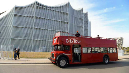 Experiencia: “Córdoba City Tour en el Bus Inglés”