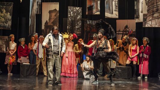 “San Vicente Super Star”, una obra de teatro que rescata la historia de una “república” de Córdoba