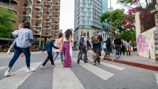 Caminando por Nueva Córdoba: una experiencia para descubrir la ciudad paso a paso