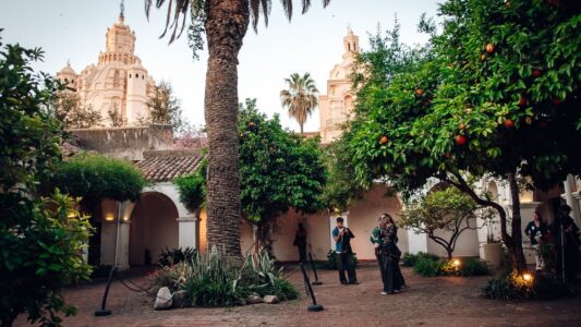 Para recorrer los patios más lindos de Córdoba en un especial de Navidad