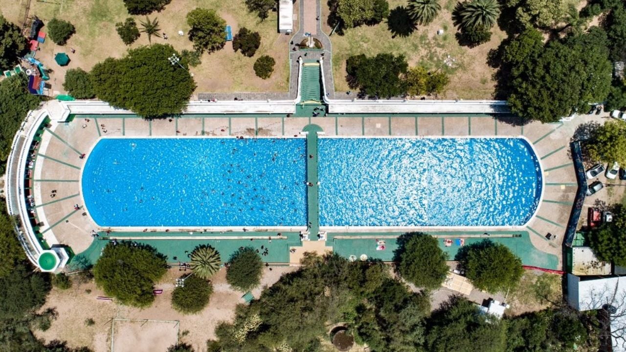 Comenzó la temporada de verano 2025–2026 en las piletas de Córdoba