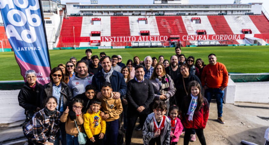 La experiencia gratuita “Fútbol de Corazón sin Igual” arrancó gloriosamente con Instituto
