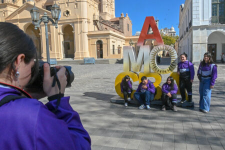 Turismo, educación y fotografía: 250 estudiantes municipales participan de un proyecto integrador