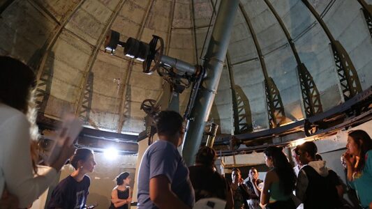 Otra noche para mirar el cielo: el Observatorio abre sus puertas en la Noche de los Museos