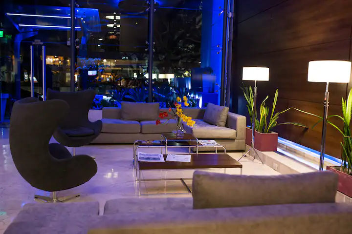 43562_lobby_1